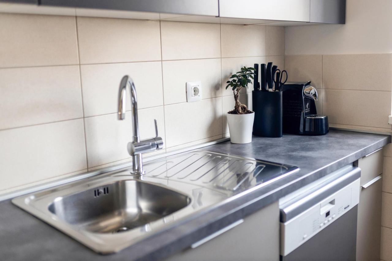 Apartment Montesa Zadar With Free Parking And Balcony Zewnętrze zdjęcie