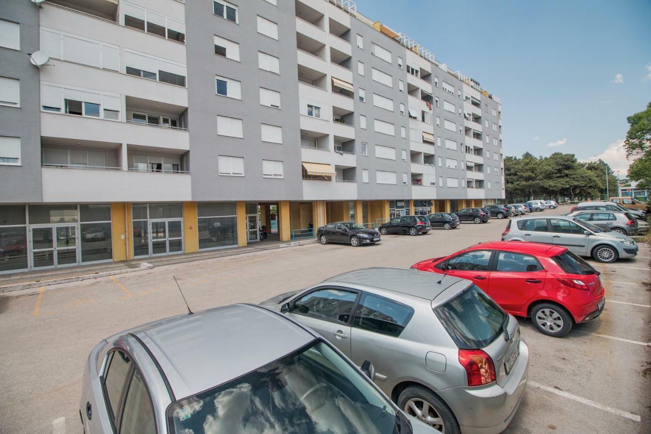Apartment Montesa Zadar With Free Parking And Balcony Zewnętrze zdjęcie