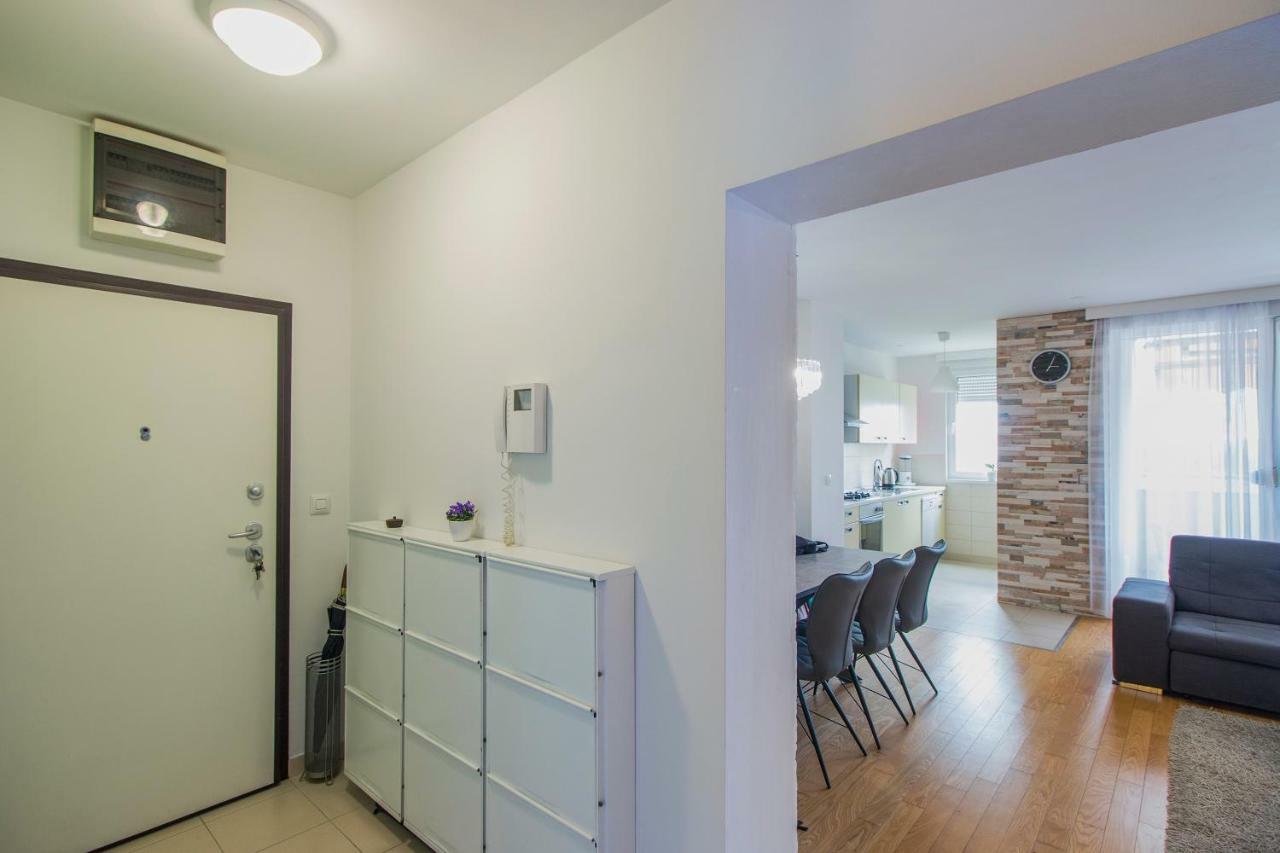 Apartment Montesa Zadar With Free Parking And Balcony Zewnętrze zdjęcie